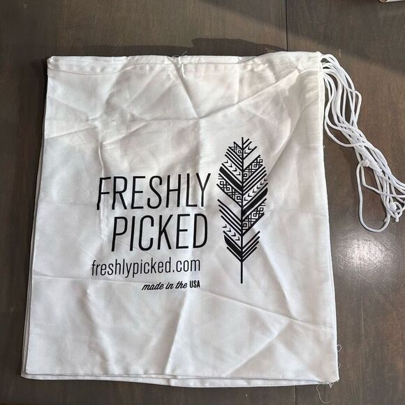 69 Boutique Brand Dust Cloth Bags - Picture 4 of 12